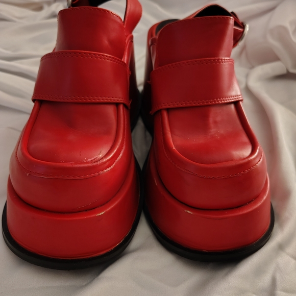 dELiA*s Red Platform Slingback Loafers - Picture 2 of 5